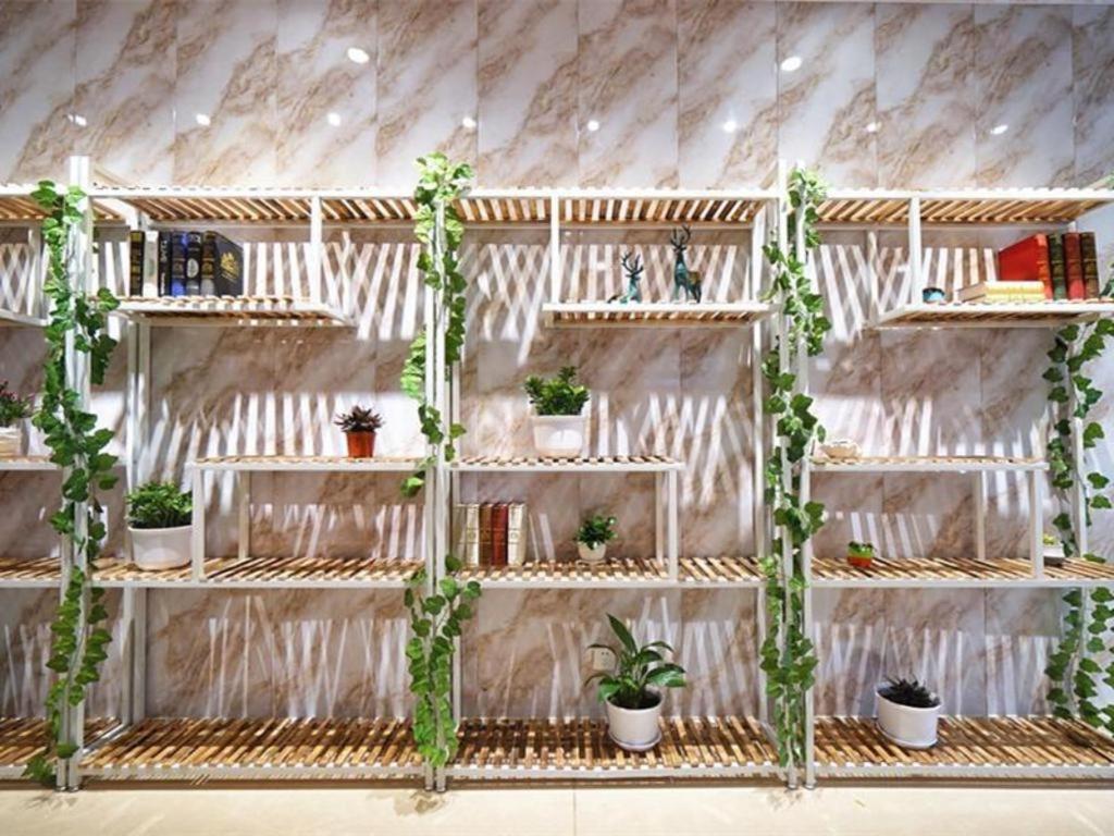 Hotel Shell Baoshan District Songbin Road Subway Station Shanghai