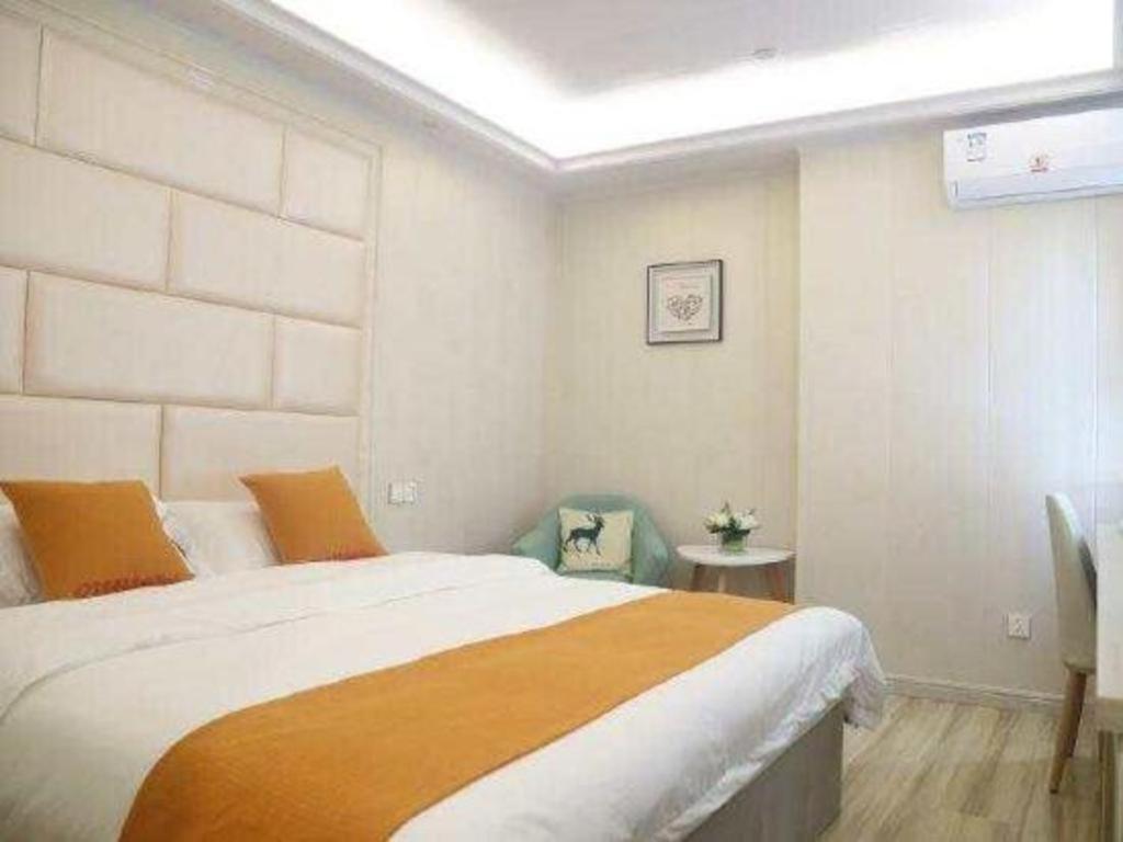Shell Baoshan District Songbin Road Subway Station Khách sạn 2*